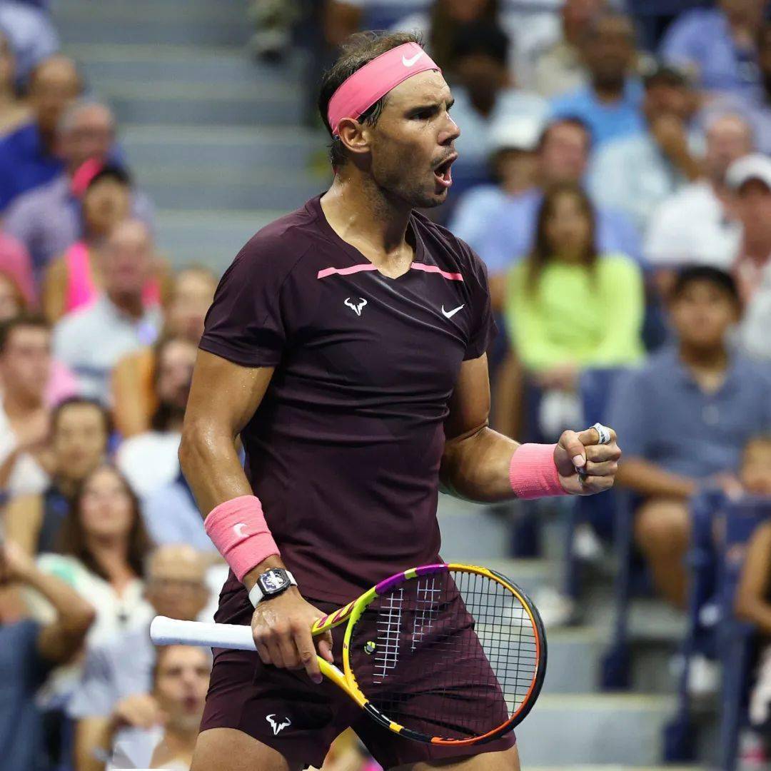 纳达尔重返赛场，重返赛场首场状态出色，湖人观众沸腾！