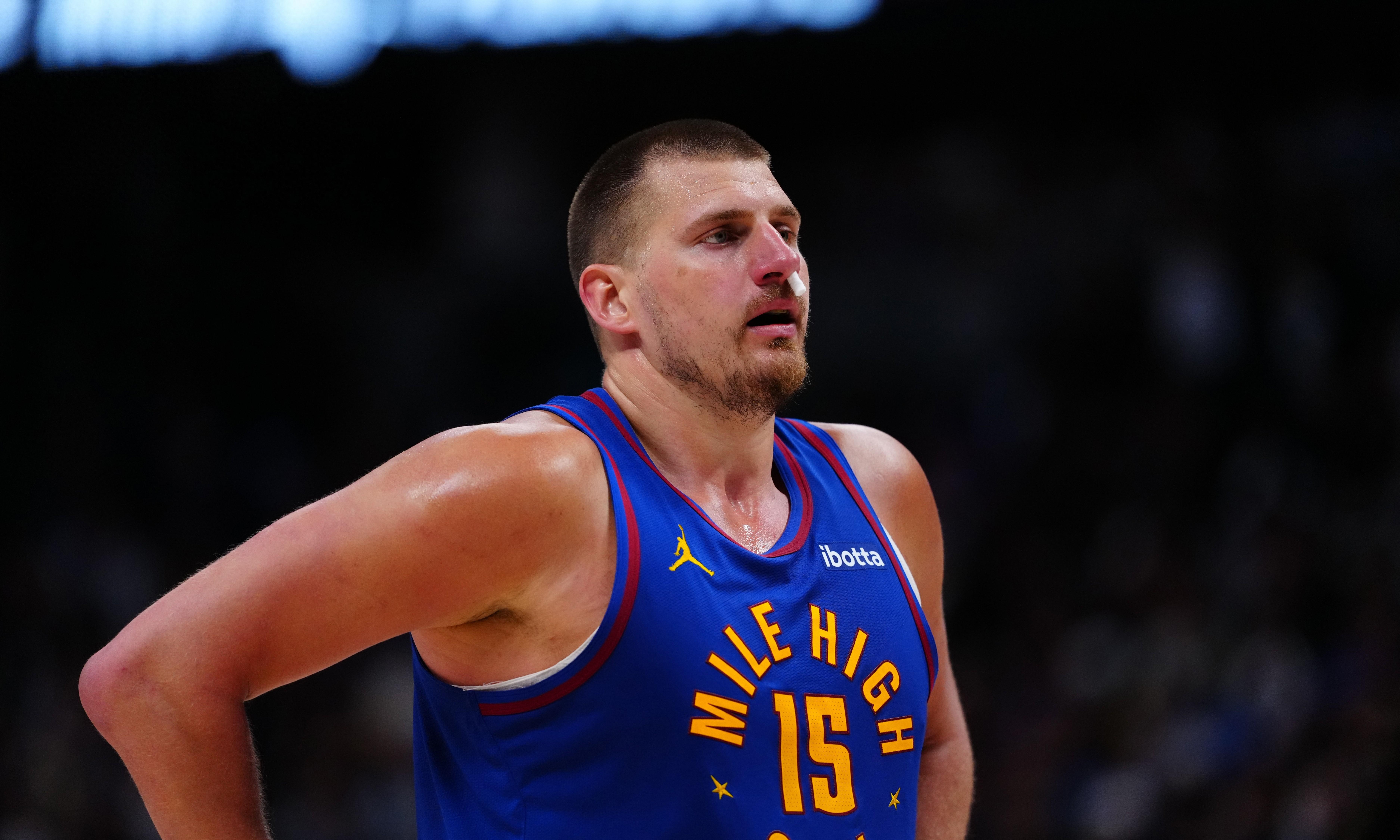 迈阿密热火季后赛爆冷曼联,约基奇砍下22记关键球,全场沸腾的简单介绍 迈阿密热火季后赛爆冷曼联,约基奇砍下22记关键球,全场沸腾的简单介绍